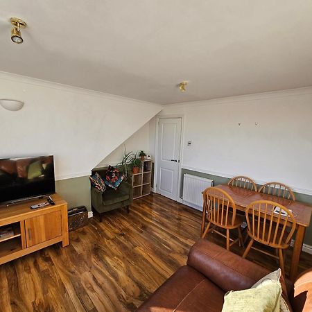 2 Bed Apartment Lakeside On The Promenade Southport Eksteriør bilde